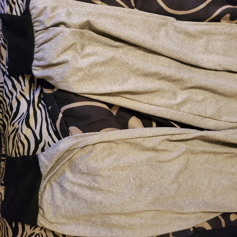 Gray Sweatpants - Picture 4 of 5